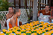 Chiang Mai - Buddhist Monks at Wat Mahawan.